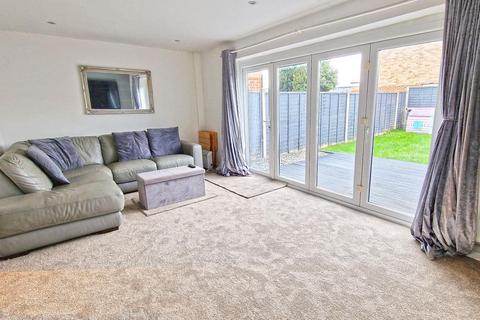 undefined, Beaufort Close, Bicester