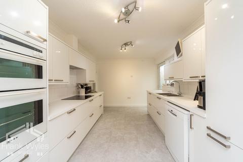 3 bedroom detached bungalow for sale, Lytham Road, Warton, Preston, Lancashire