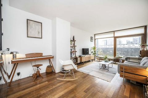 2 bedroom flat for sale, Barbican, London EC2Y