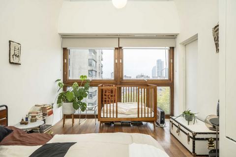 2 bedroom flat for sale, Barbican, London EC2Y