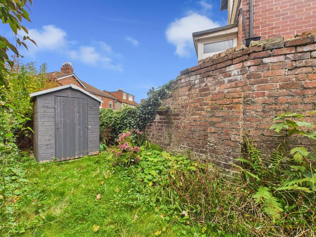 Garden 2.jpg