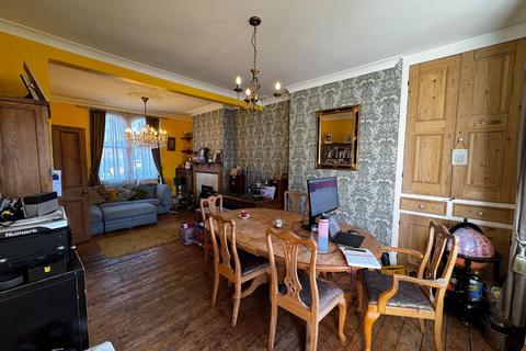 4 bedroom townhouse to rent, Kingsley Road, Kingsley, Northampton NN2