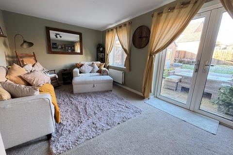 4 bedroom detached house for sale, Harrington Road, Desborough, Kettering