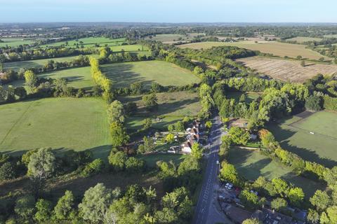 undefined, Main Road, Ingatestone, CM4