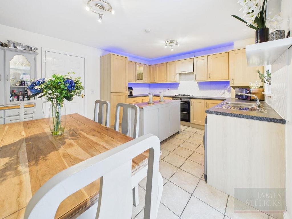 Breakfast Kitchen