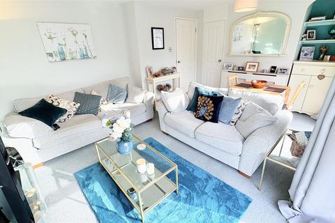 2 bedroom flat for sale, 1 Aspen Close, Hazelwood Road, Birmingham B27