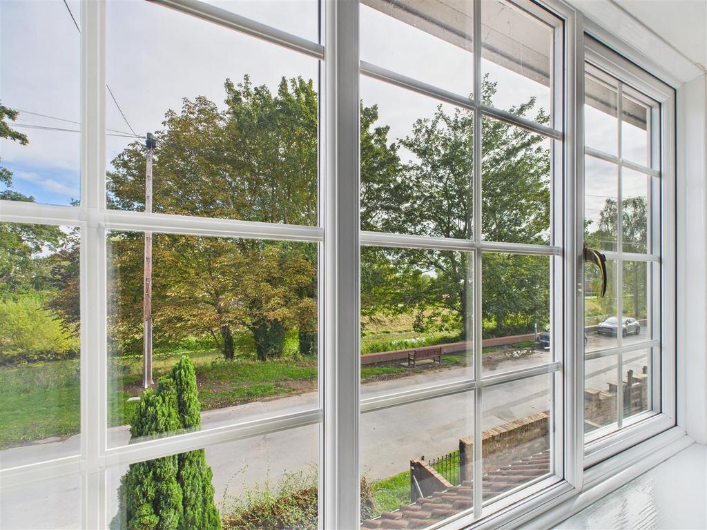 CAM03303 G0-PR0219-STILL001.jpg