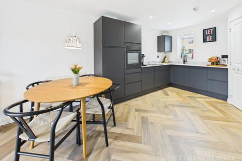 3 bedroom semi-detached house for sale, Blackberry Road, Frome