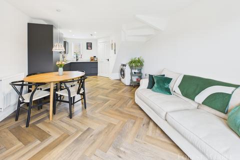 3 bedroom semi-detached house for sale, Blackberry Road, Frome