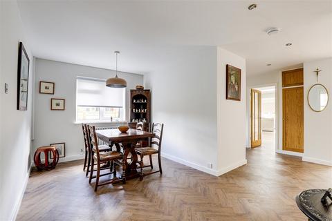 undefined, Pinfold Crescent, Nottingham NG14