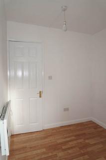 2 bedroom apartment for sale, Corris Green, London