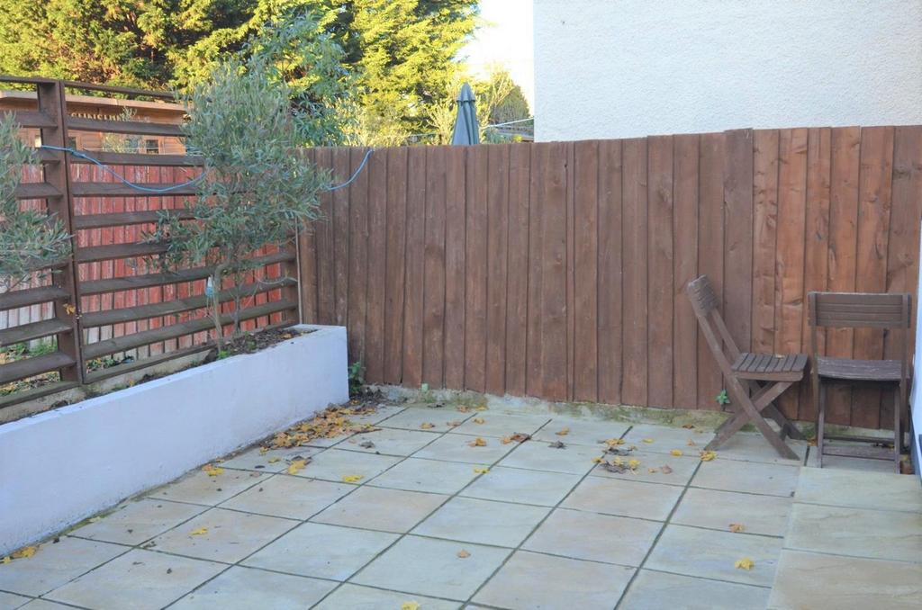 Garden/Patio Area