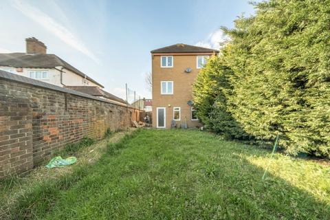 5 bedroom house to rent, Beckenham Hill Road, London, SE6