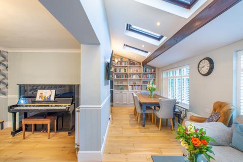 5 bedroom detached house for sale, Roundhay LS8