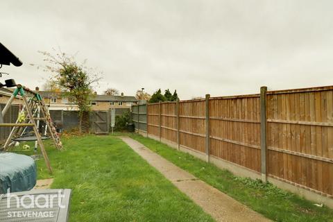 3 bedroom terraced house for sale, Scott Road, Stevenage