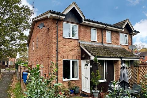 1 bedroom end of terrace house for sale, Chiltern Avenue, Farnborough, Hampshire, GU14