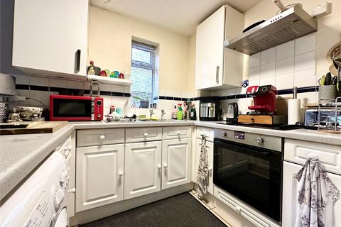 1 bedroom end of terrace house for sale, Chiltern Avenue, Farnborough, Hampshire, GU14