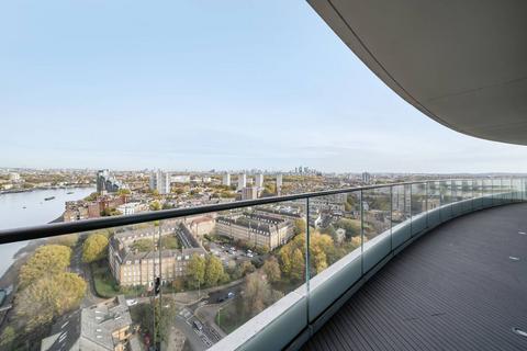 2 bedroom flat for sale, Lombard Wharf, Battersea, London, SW11