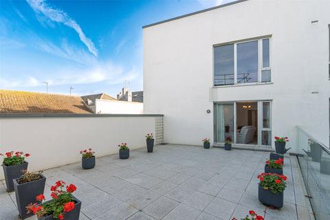 undefined, Marine Parade, Worthing, West Sussex, BN11