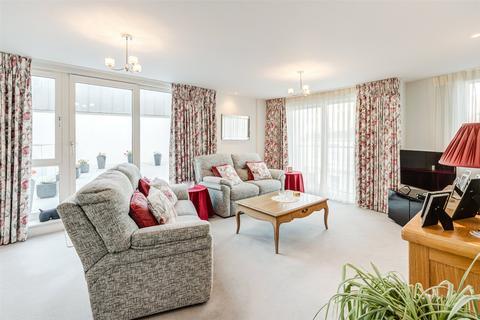 2 bedroom flat for sale, Marine Parade, Worthing, West Sussex, BN11