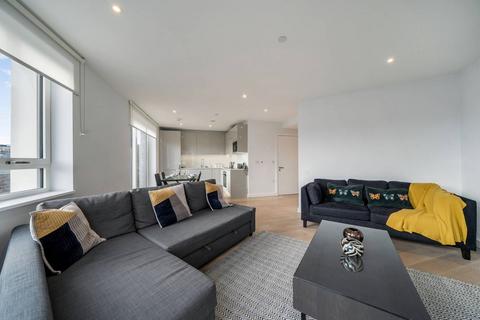 1 bedroom flat for sale, Tarling House, Elephant and Castle, London, SE17