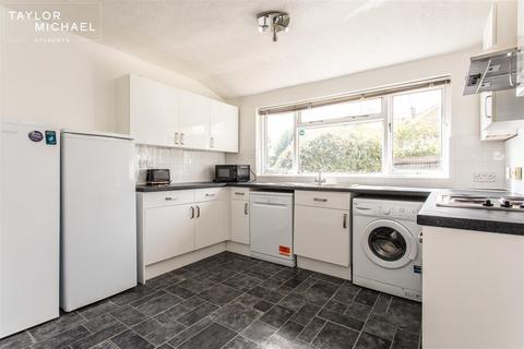 6 bedroom detached house to rent, Rushlake Road, Brighton