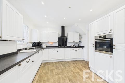 3 bedroom semi-detached house for sale, High Road, Benfleet, SS7