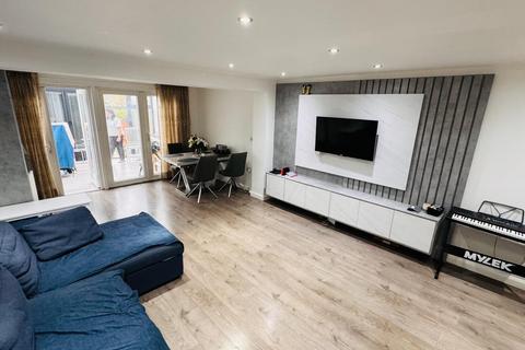 undefined, Eastcote Lane, Harrow HA2