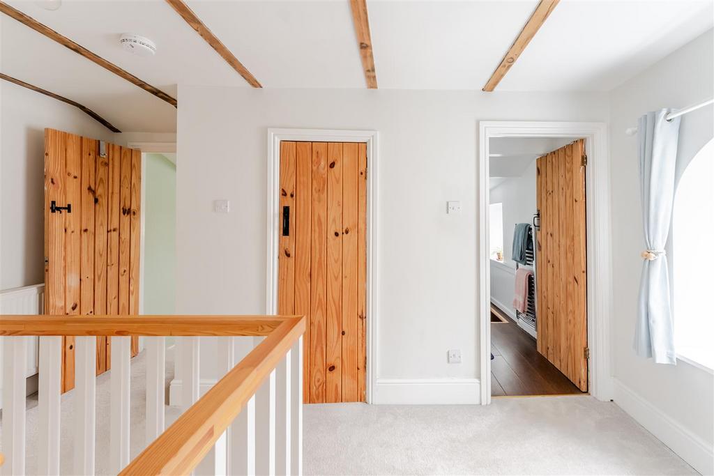 MT 109 Claverhma Road, Claverham, BS49 4 LE 41 - Co