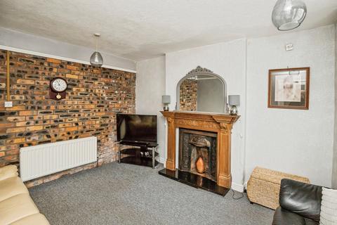 5 bedroom detached house for sale, Oaklands Road, Wrexham LL14