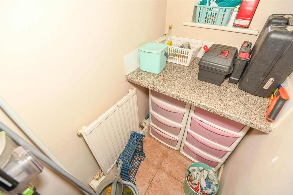 J.jpg