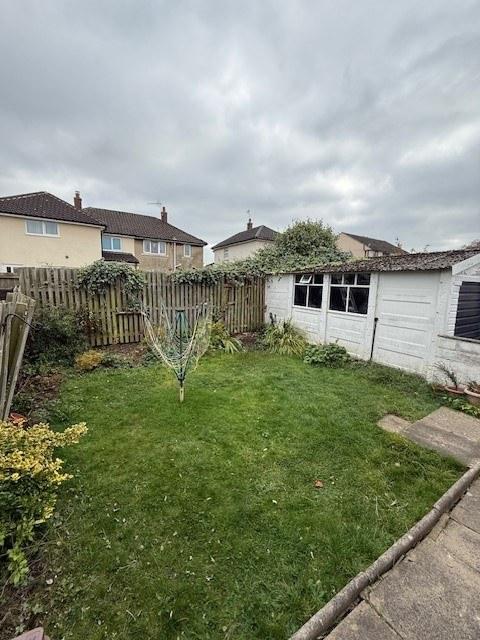 Rear garden pic 3