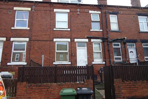 Rydall Street, Leeds LS11
