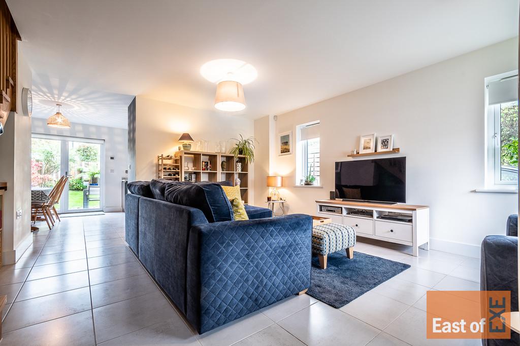 9 Holland Park - Web-23