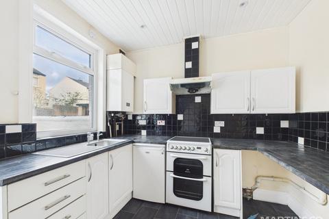 2 bedroom terraced house for sale, Camden Road, Blackpool FY3