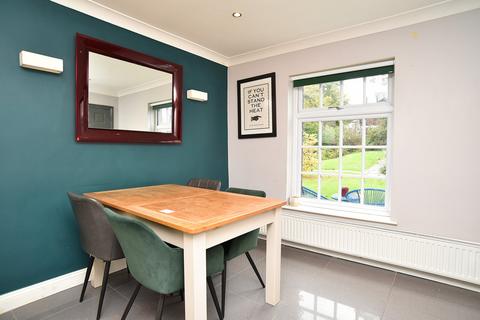 4 bedroom mews for sale, St Magnus Court, Cold Bath Road, Harrogate