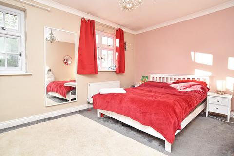 4 bedroom mews for sale, St Magnus Court, Cold Bath Road, Harrogate