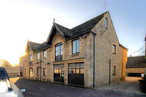 3 bedroom apartment to rent, Toveys Granary, Lechlade