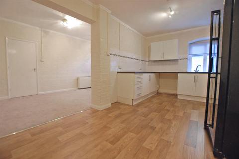 3 bedroom apartment to rent, Toveys Granary, Lechlade