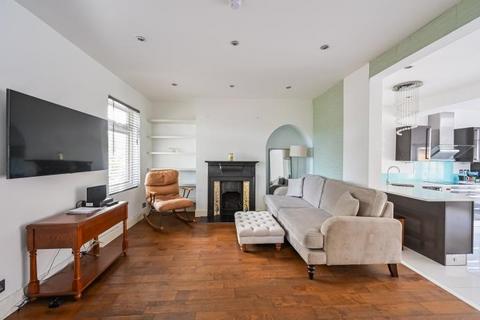 undefined, East Ferry Road, London, E14