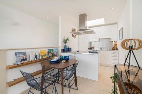 undefined, Godson Street, London N1