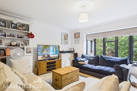 2 bedroom apartment for sale, Cedars, Tunbridge Wells TN2