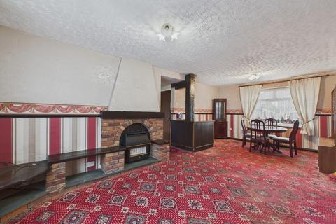 3 bedroom semi-detached house for sale, Treetown Crescent, Treeton