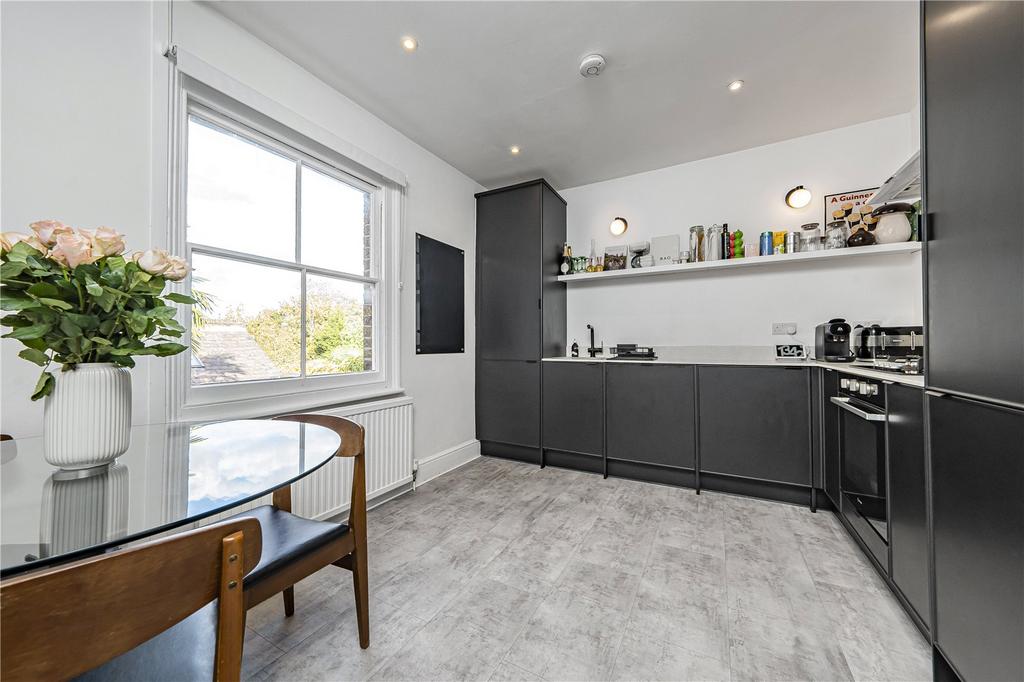 Kitchen/Breakfast Rm