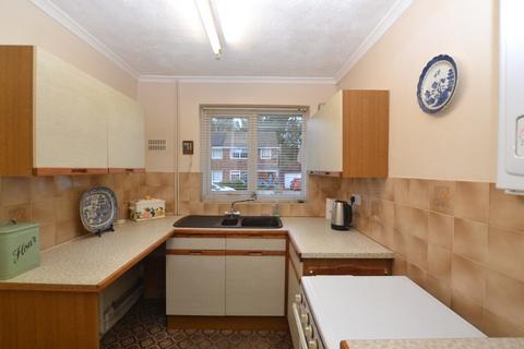 2 bedroom semi-detached bungalow for sale, Wroxall Drive, Grantham