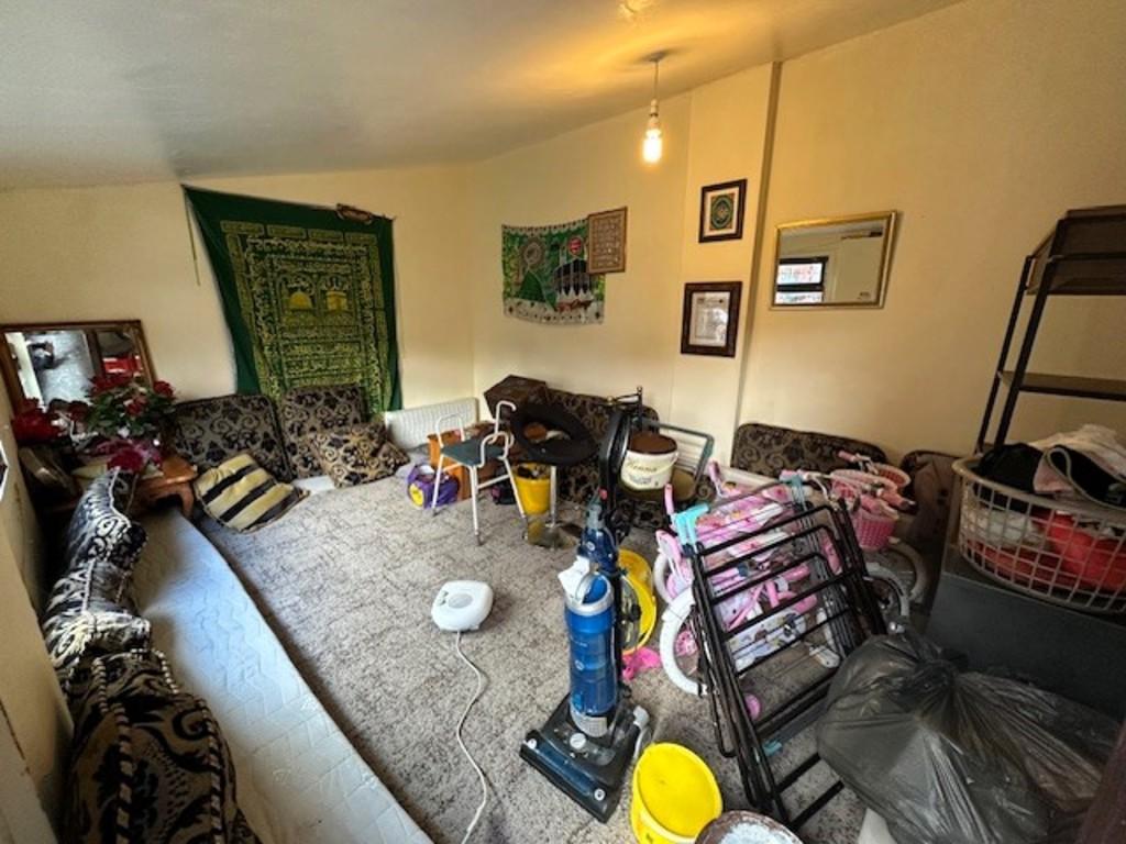 Garage/playroom