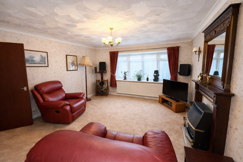3 bedroom detached bungalow for sale, Pine Close, Holbeach