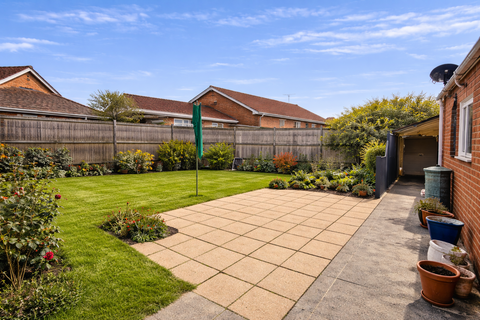 3 bedroom detached bungalow for sale, Pine Close, Holbeach