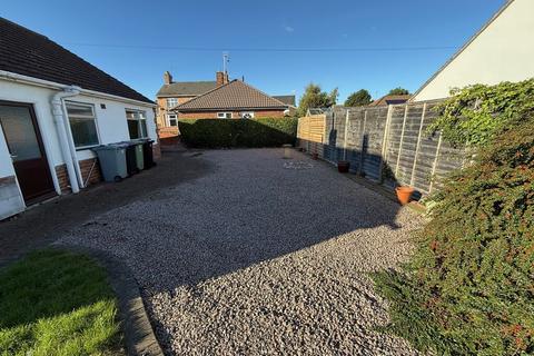 2 bedroom detached bungalow for sale, Willoughby Road, Bourne