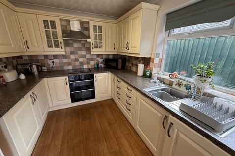 3 bedroom detached bungalow for sale, Cedar Drive, Bourne